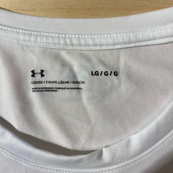 Under Armour Long Sleeve Tee Large (CA) - Picture 7 of 12